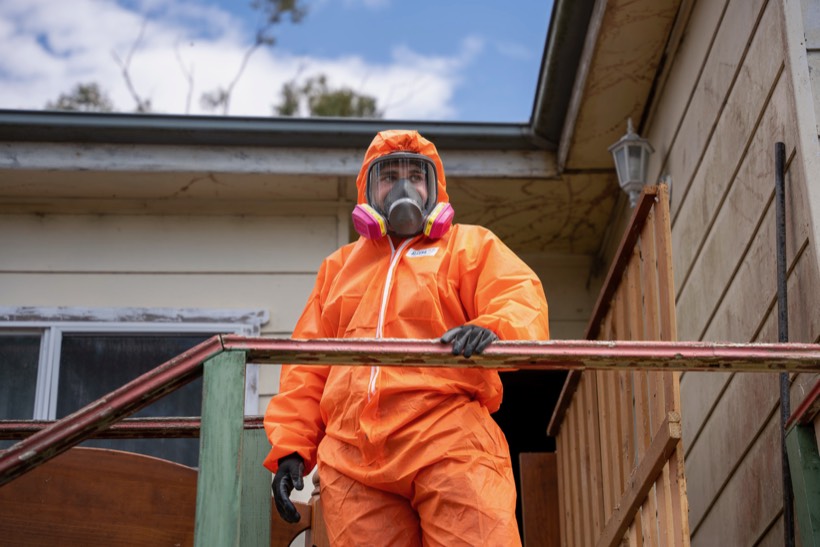 Asbestos cement boundary fence removal